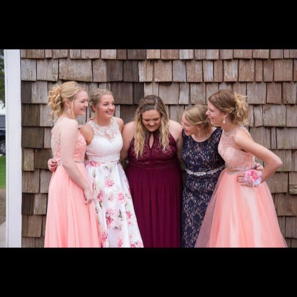 Meet your Posher, Mercedes